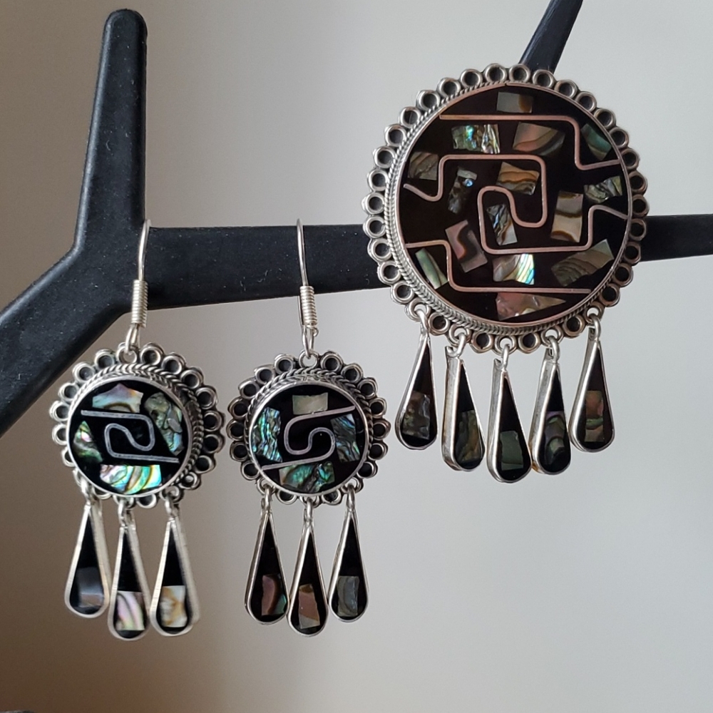 Taxco Mexico Onyx & Abalone Pin/Pendant & Earrings - Picture 2 of 11